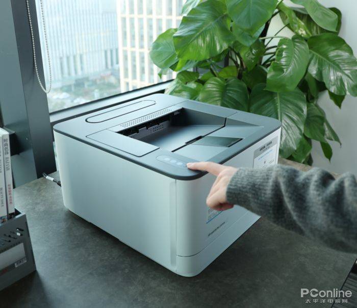 惠普捷系列LaserJetPro3004dw打印机体验：快速、易用！专为小团队中小企业量身定制插图