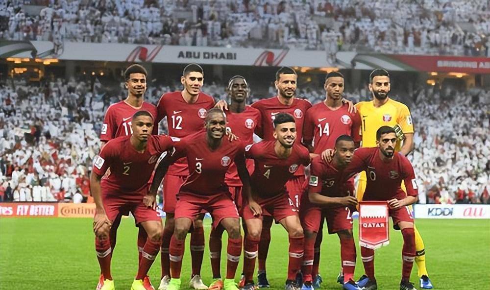 国足胜卡塔尔进入12强_卡塔尔杯足球直播_卡塔尔世界杯三十二强状态