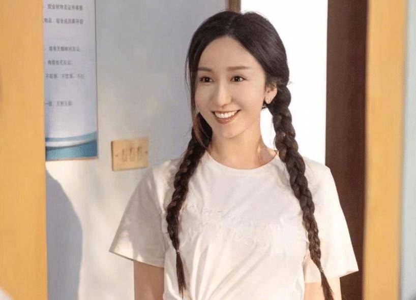 从《恋爱公寓》到杨幂新剧,“投胎式演技”大火,姜瑞佳由此出圈 从《恋爱公寓》到杨幂新剧,“投胎式演技”大火,姜瑞佳由此出圈