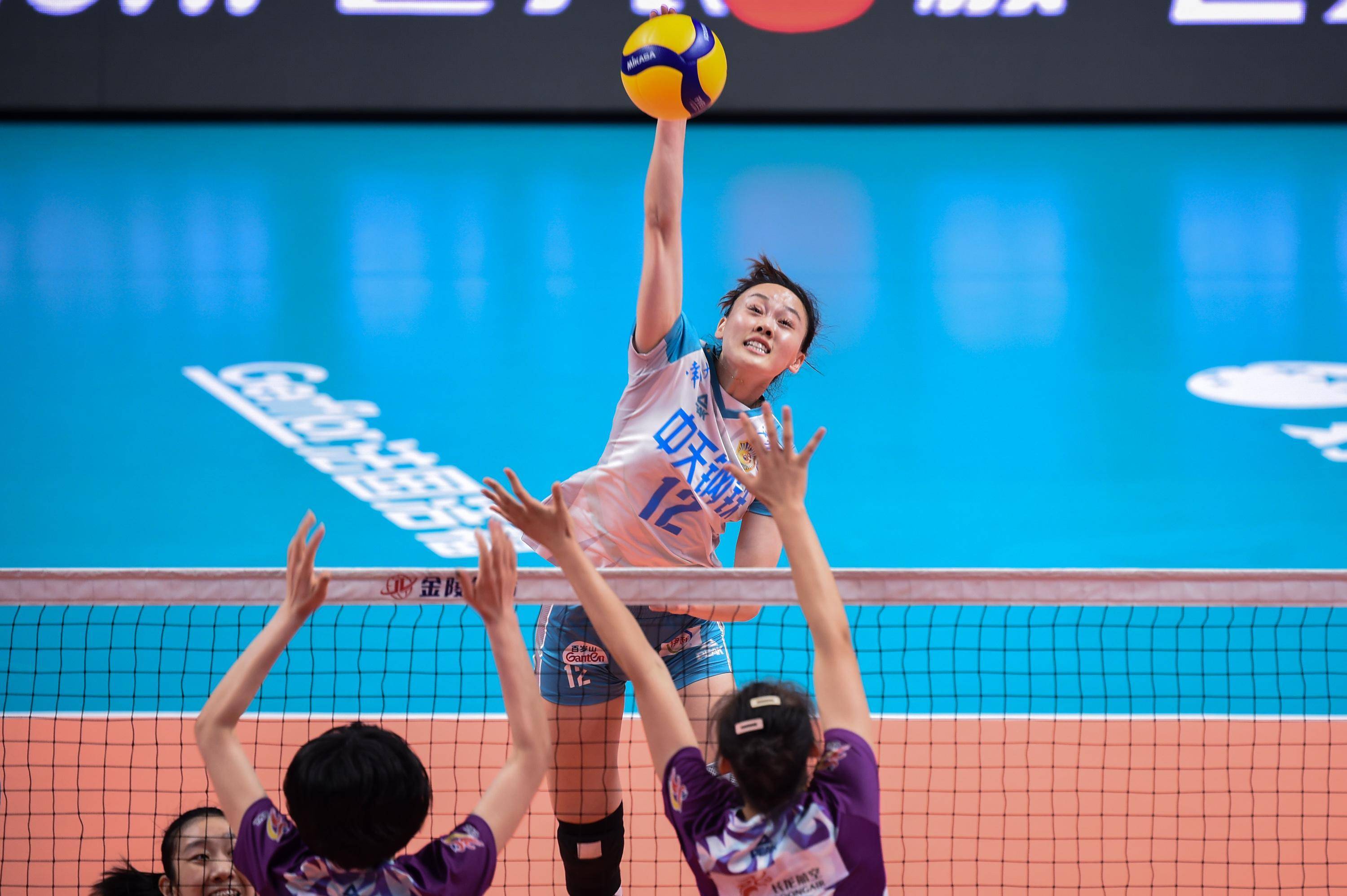 Volleyball Super League Roundup Women s Suhu Wins Opener Men s 