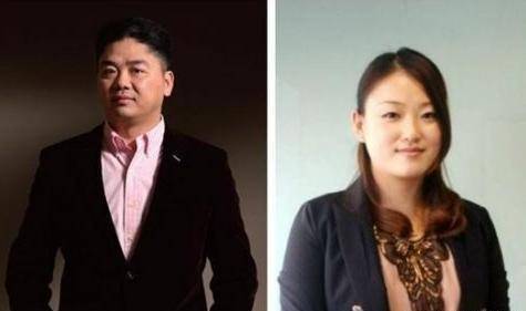 则是刘强东的第一任初恋女友龚小京,他们二人在大学里从相识到相恋.