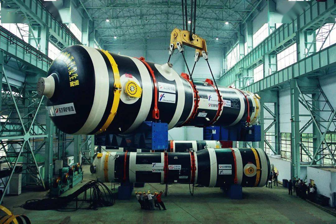 千瓦级核电站关键设备蒸发器发运大会在德阳核电设备总装车间隆重举行。