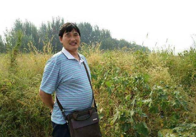 朱之文的儿子朱之文的女儿朱之文的老婆和女儿合影俗