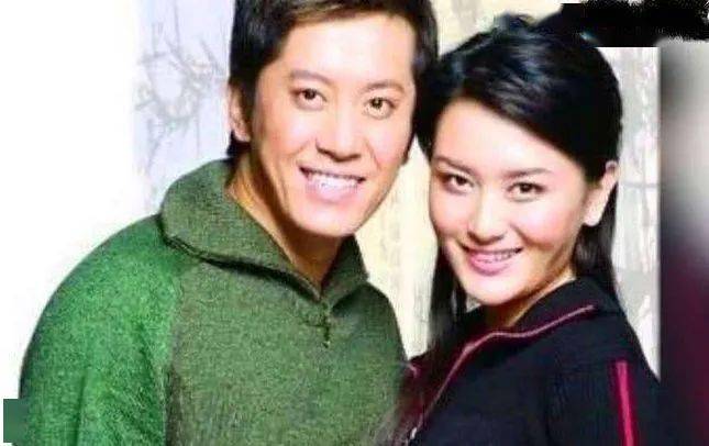 毛宁隐藏多年的妻子曝光,是大家熟悉的她,怪不得一直不愿公开_杨钰莹