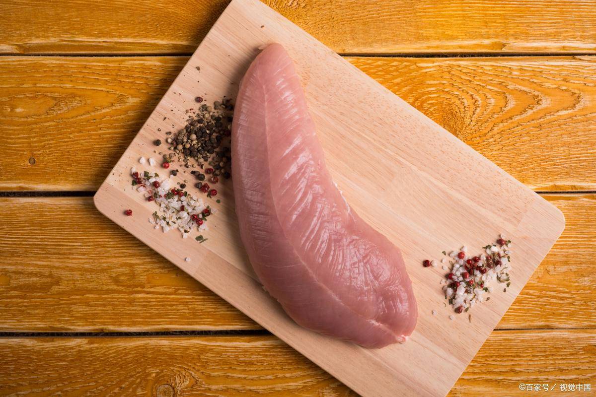 减肥吃鸡胸肉好吗？赛乐赛：“可以选脂肪含量低、蛋白质含量高的肉类”