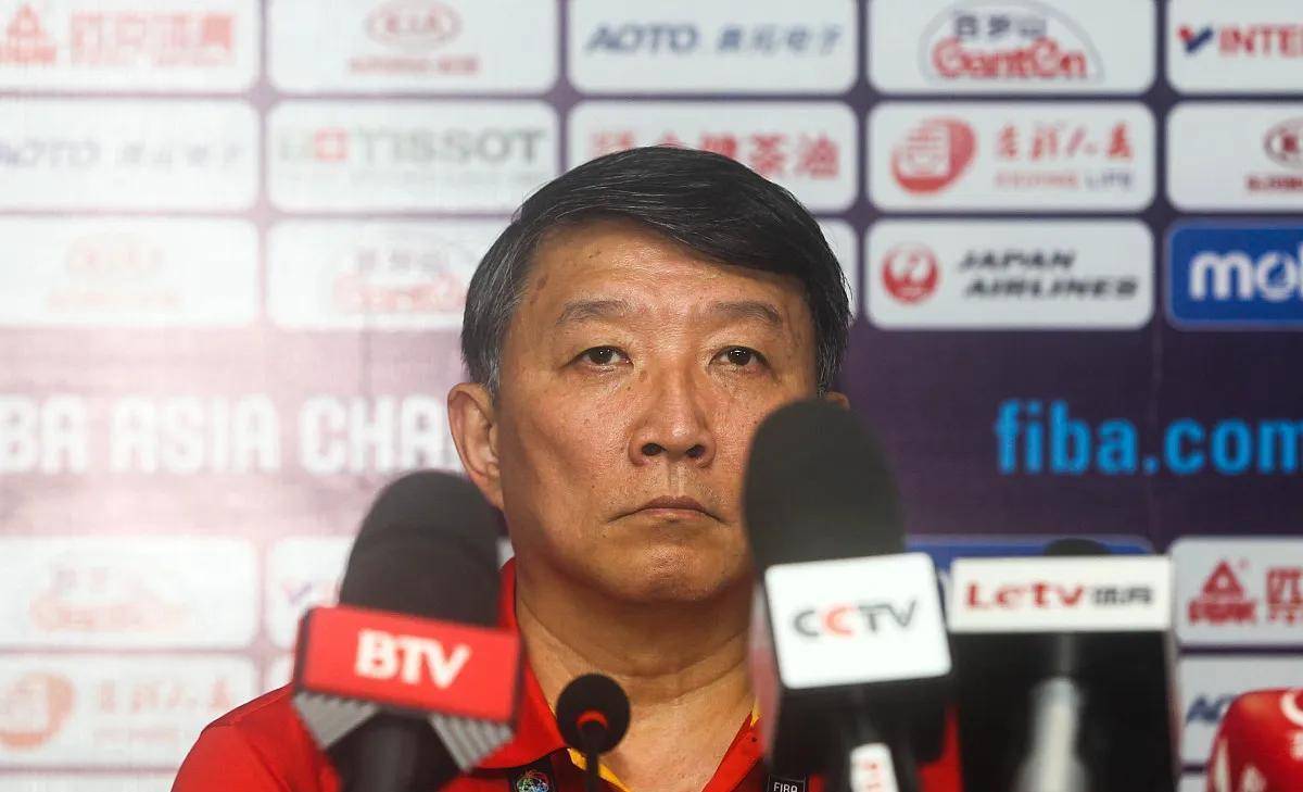 原创官宣！中国篮协新一届领导班子，新任主席众望所归，王芳接管男篮