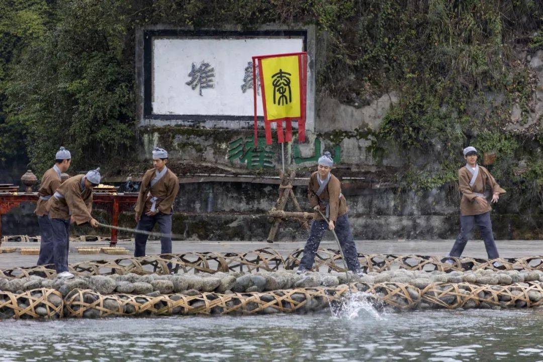 上善若水·天府粮仓 | 2023都江堰放水节浩大启幕！看，春水奔涌，浸润天府，仓满粮安！