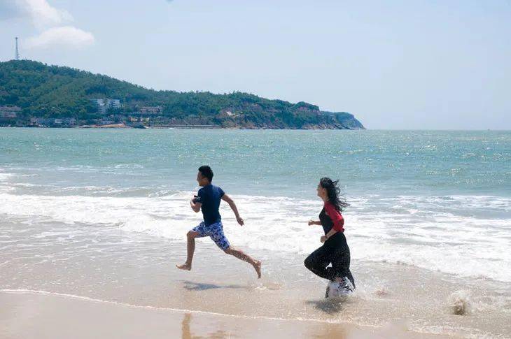 �����ˡ������塿ɳ̲����������,��̲��ʯ����Ϸ,������Ϸˮ,��÷�Ҵ�Ժ,...