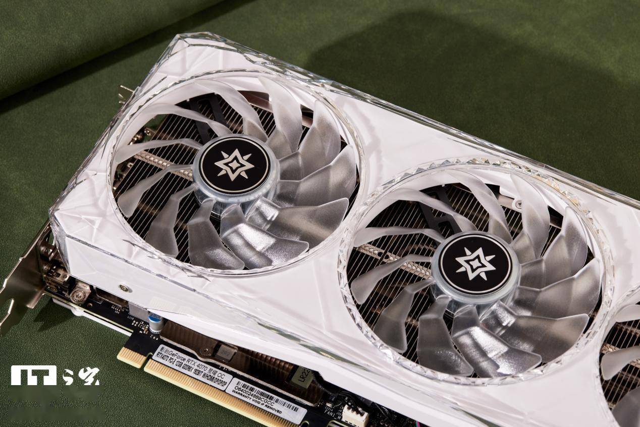 影驰 GeForce RTX 4070 星曜 OC 评测：首发新卡中的性能王者