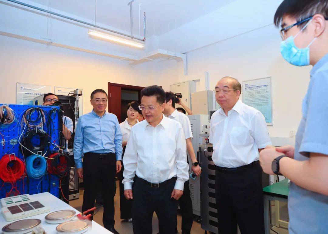 李明福书记带队赴华北电力大学、华电国际电力有限公司调研交流