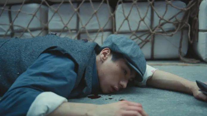 《梅花红桃》:民国版狼人杀,黑白难辨,迷雾重重 《梅花红桃》:民国版狼人杀,黑白难辨,迷雾重重
