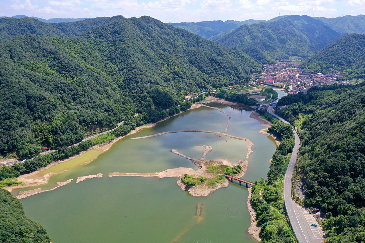 兰山石门双瀑陆埠水库美丽的风景线