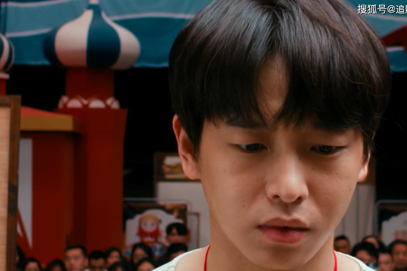 沐浴之王彭昱畅呆萌ai换脸乔杉终于从洗脚城转移到了澡堂子