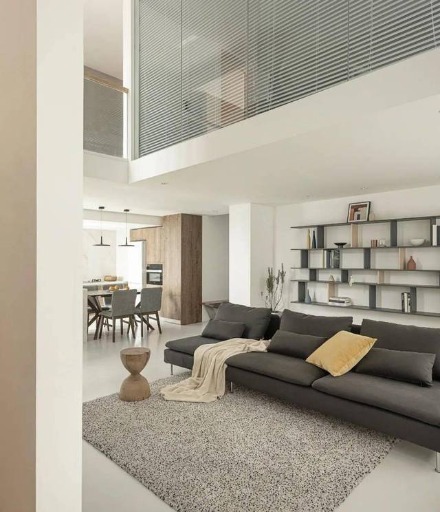 极简留白，轻盈通透的LOFT住宅 | 璞珥空间设计
