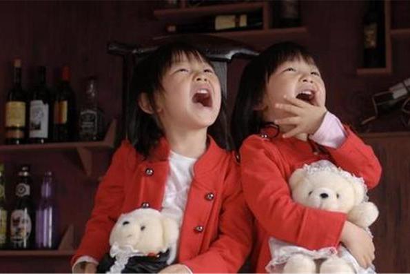 原创 "一个女儿上等人,两个女儿人上人",这句话坑了多少家庭