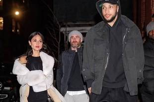 西蒙斯又有新女友了？与33岁女星约会照曝光