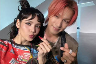 Lisa太阳同框合影