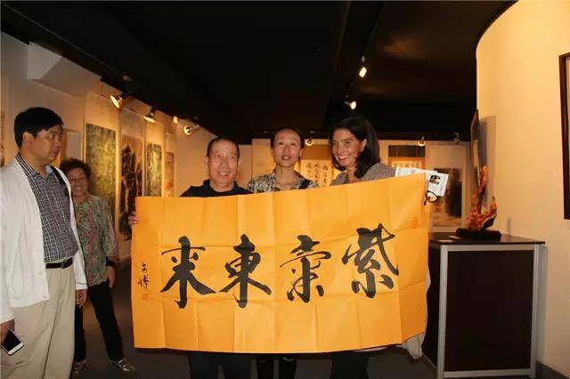 不求芬芳吐蕊 只为鞠躬尽瘁 | 著名书法家韩文博