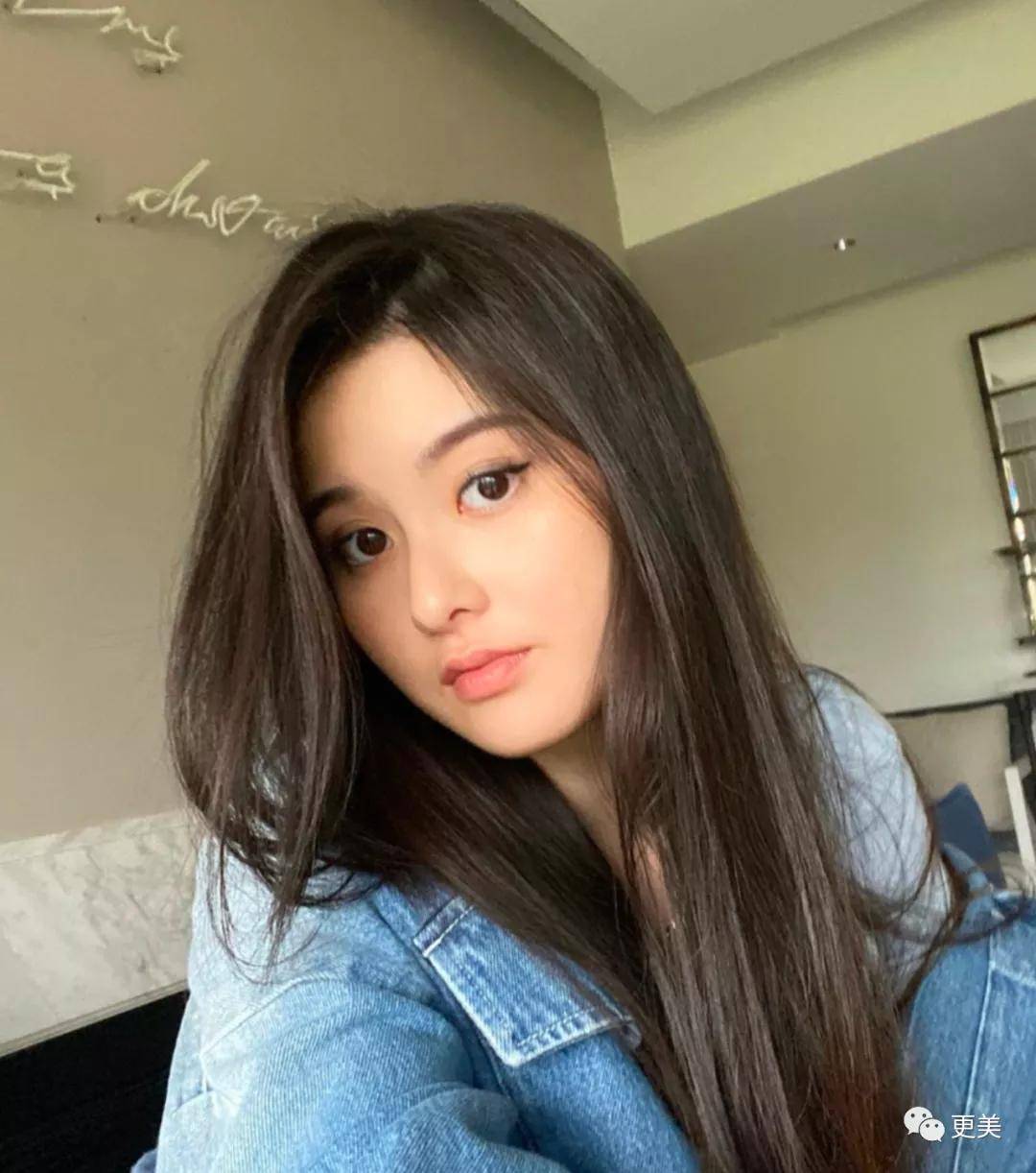 比美合王文也还有钱,20岁就百亿家产,豪门里颜值最高?