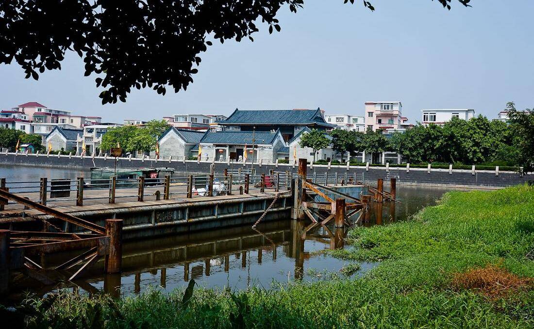 广州这座千年商都的辉煌历史，见证了广州海上丝绸之路的繁荣
