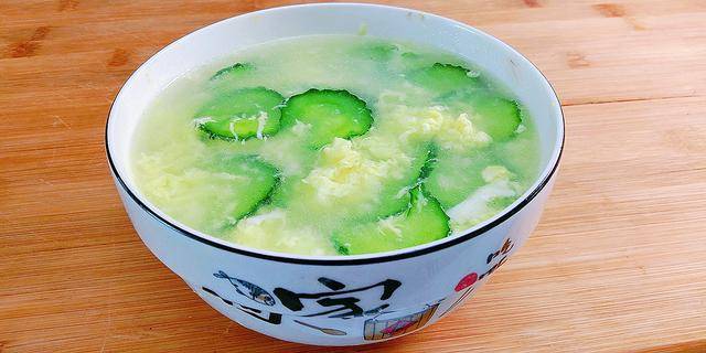 自制黄瓜鸡蛋汤家庭配方简单易学清淡不油腻