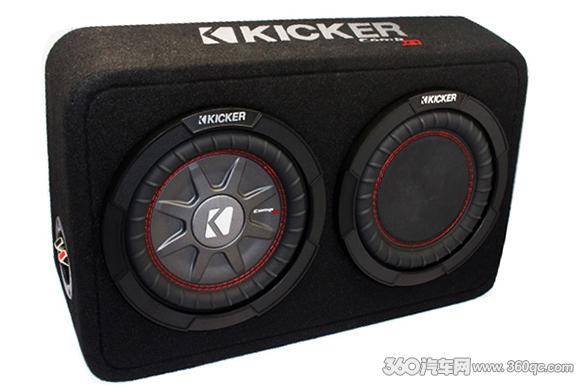 宝马z4改装美国k牌超低音谁说超跑不能装炸机系统