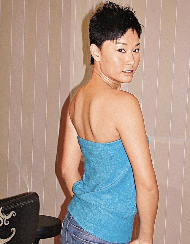 tvb花旦剪短发后被网友称"哥"最惨要属徐子珊