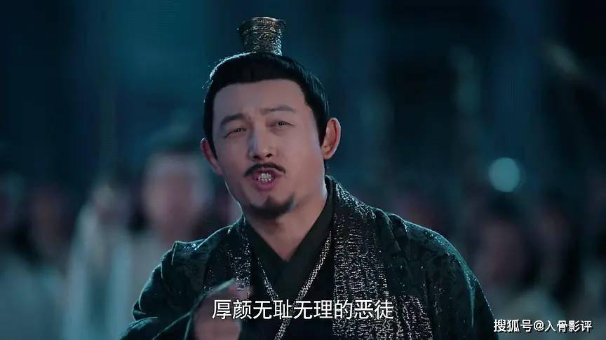 金子勋中了千疮百孔咒,是一种故意伤害行为,属于刑事犯罪,需要侦查