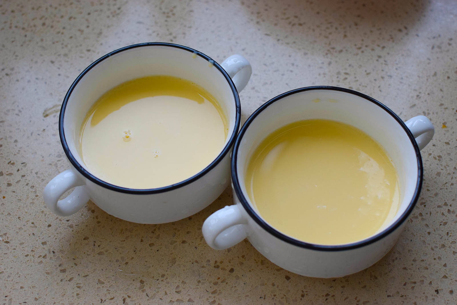 做蒸蛋用牛奶代替水,口感嫩滑如布丁,当早餐更顶饱,技巧总结
