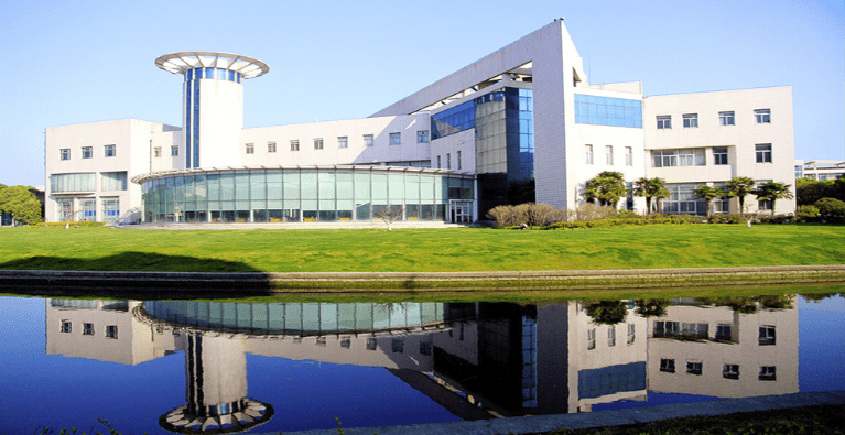 原创国内最受重视的二本大学,上海海关学院,这个省最赚,录取分最低