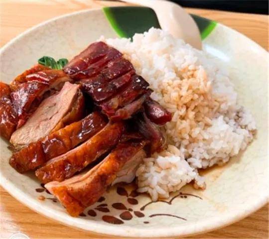 原创吃遍大连丨一份烧鸭饭,皮酥肉嫩的超解馋