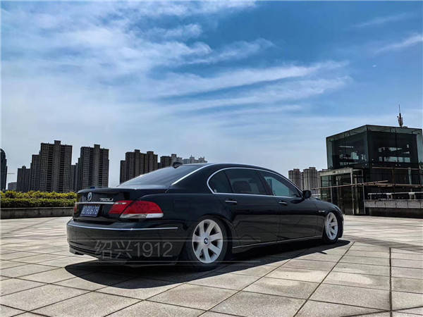 气囊减震器李洋分享宝马老款7系e66改装airbft台湾品牌功能配置