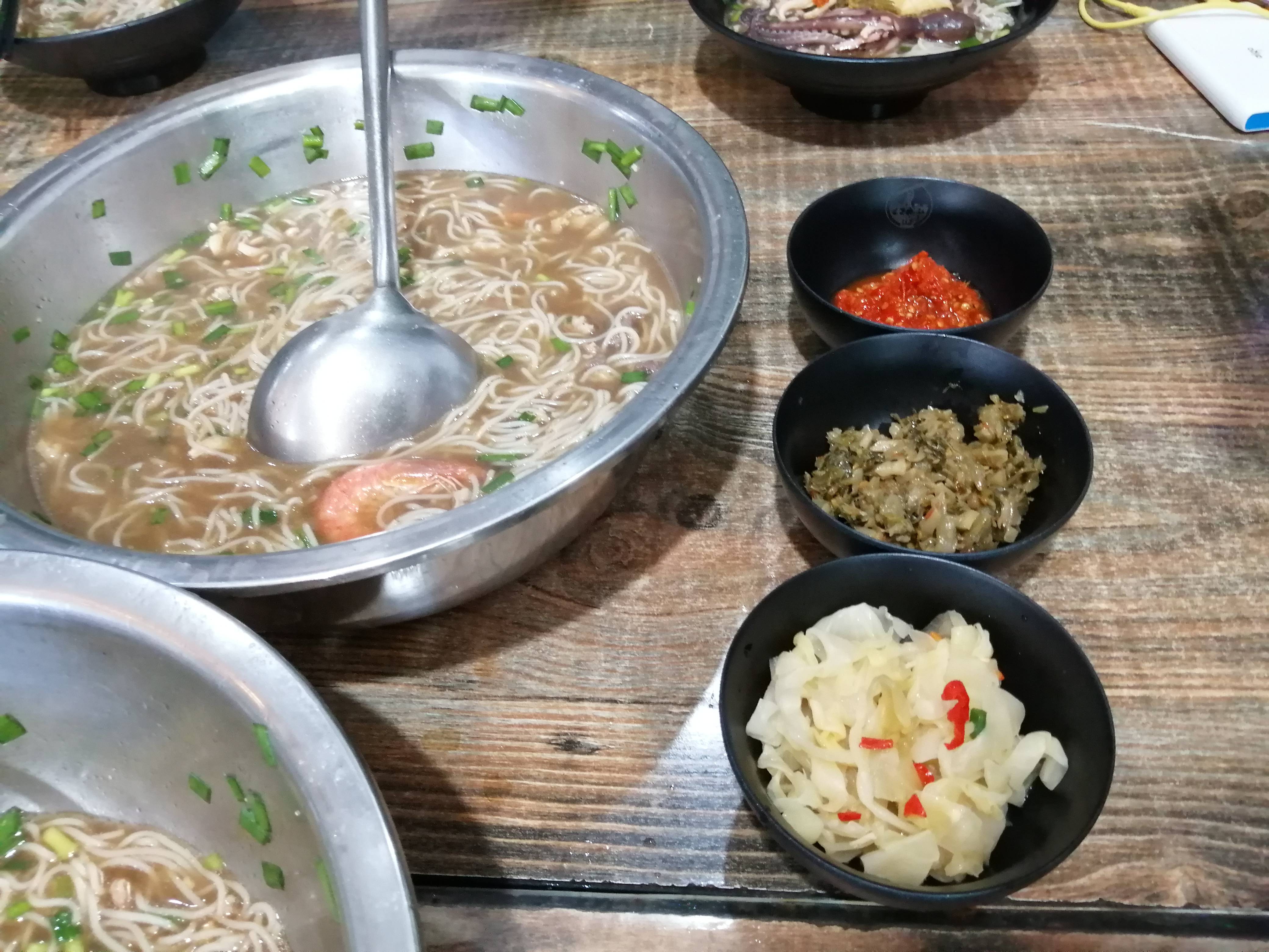 吃南宁"天价米粉"的当事人,述说事件缘由,真相让人哭笑不得