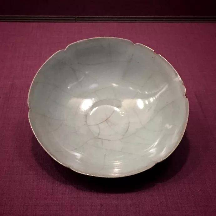 贵似晨星——台北故宫宋代官窑瓷器鉴赏