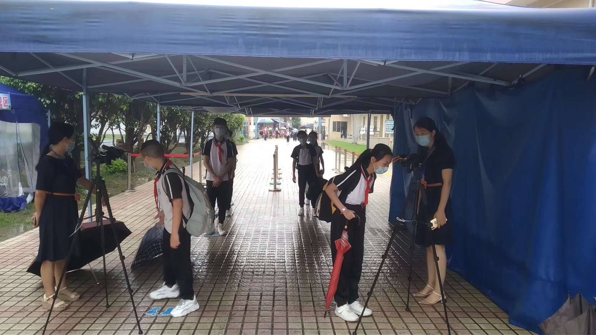 这样的科技防疫"精灵",顺德容桂几乎全部小学都在用!