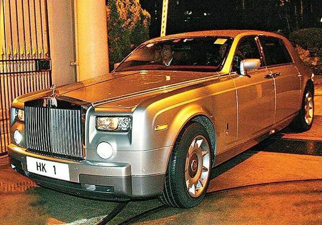 这才是真豪赌王何鸿燊的车全国仅此一辆车牌就值1亿