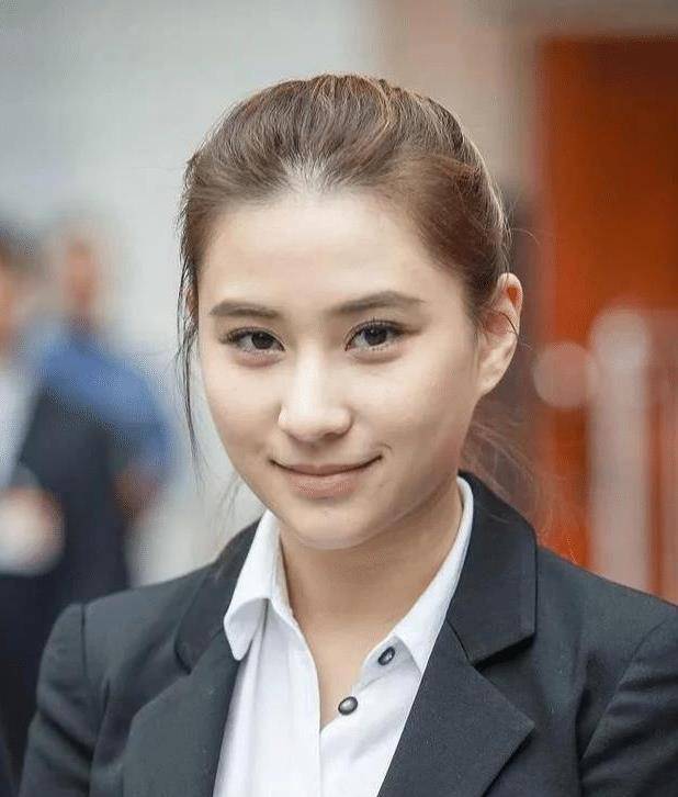 赌王何鸿燊去世谁知道他最美的女儿何超莲29岁竟如此优秀