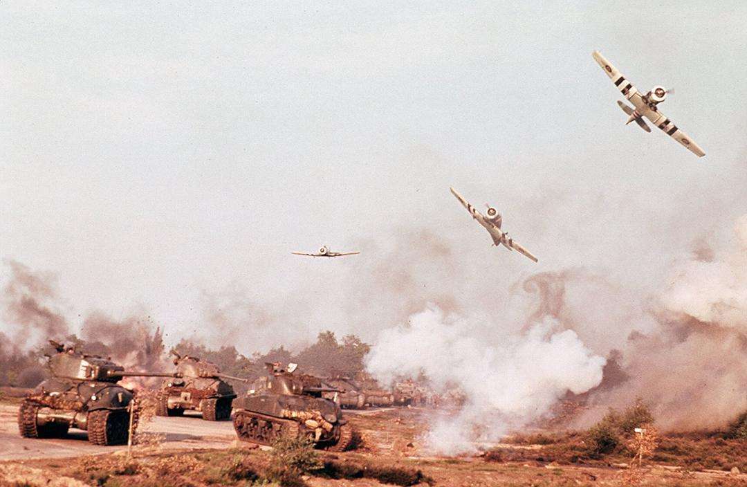 原创桌面战争:成都玩家重现"遥远的桥",英国禁卫装甲师对决绿魔