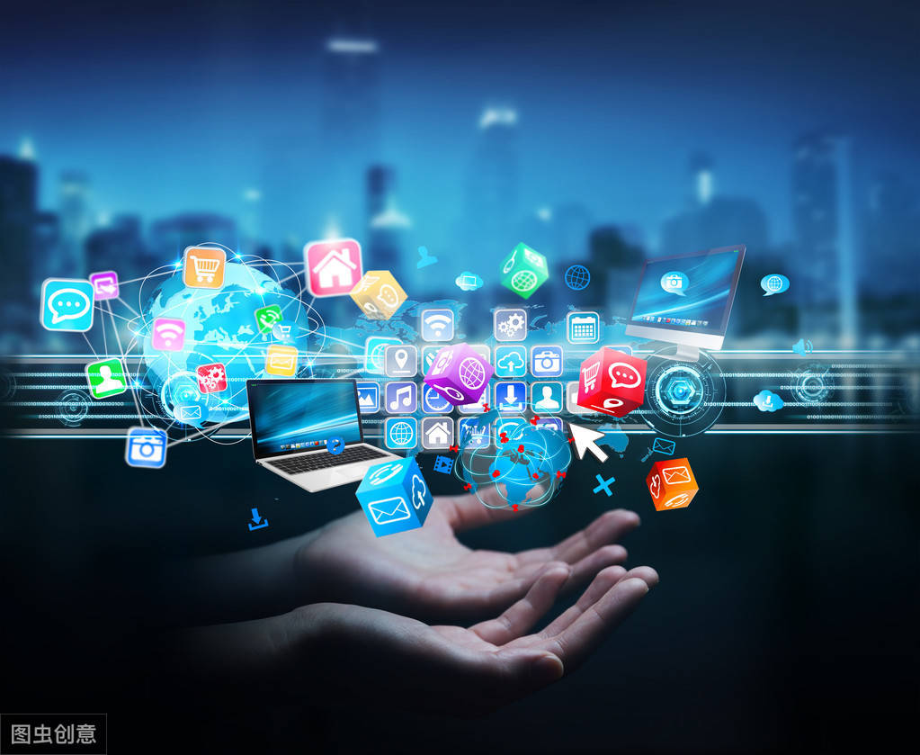 不知道什么时候开始互联网慢慢占据了我们生活的全部