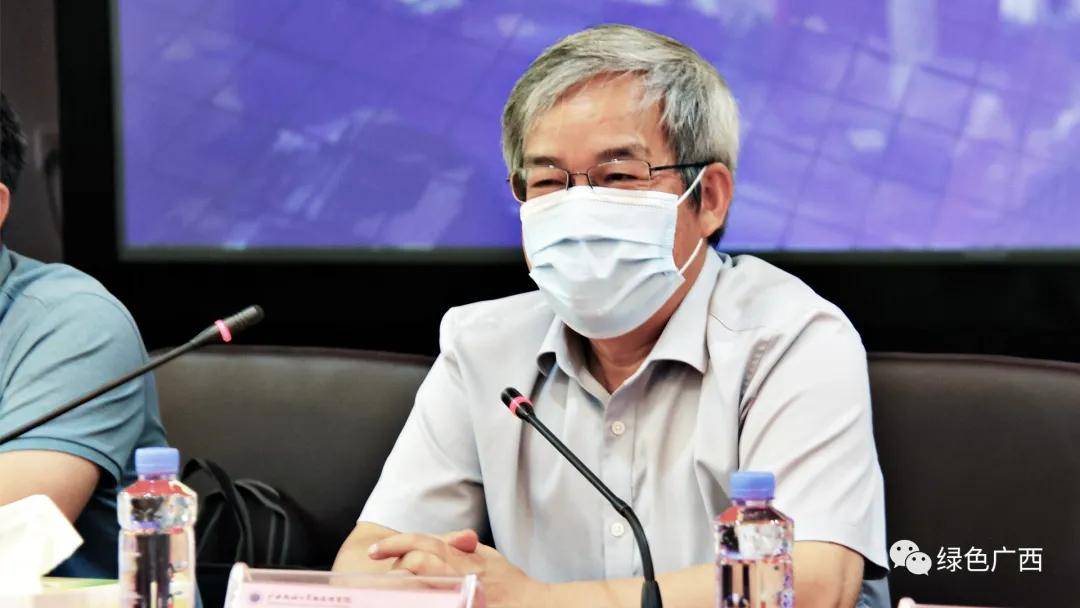 自治区党委宣传部外宣处农华山处长介绍成立广西民族大学相思湖学院