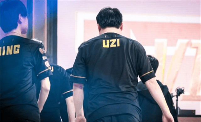 原创uzi官宣退役!详细描述了健康状况,粉丝都不知道他有这么多问题