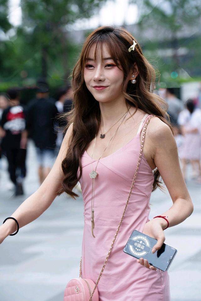 粉色少女心爱美女生都想做一枚可爱的小少女