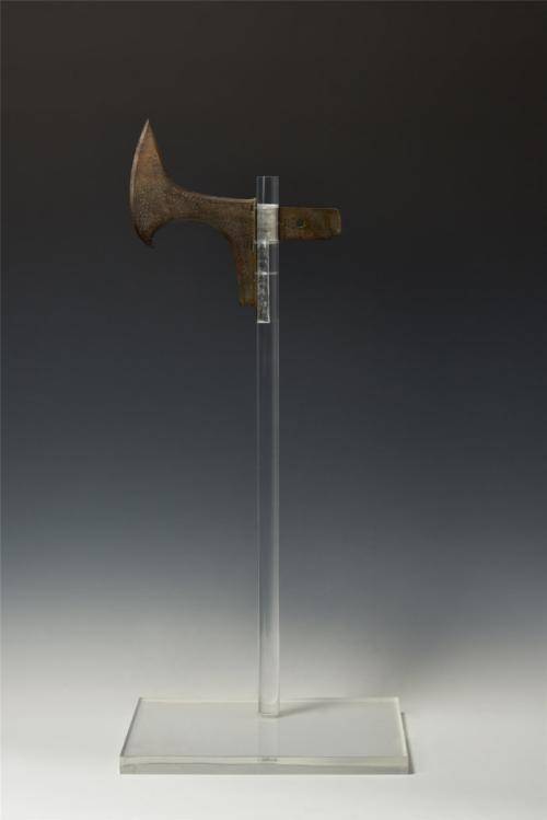 保利博物馆有把斑纹钺用放大镜看钺身会发现神奇蝎子纹