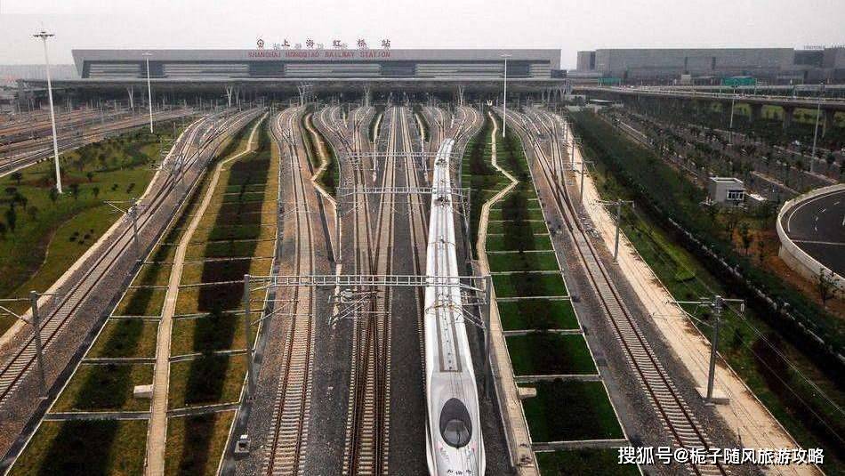 railway),簡稱滬昆高鐵,又名滬昆客運專線,是一條連接上海市與雲南省