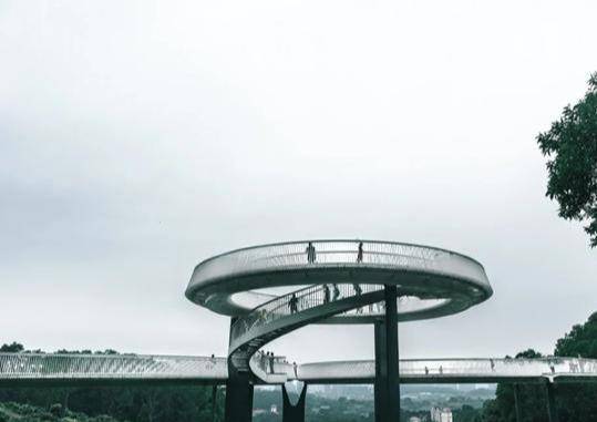 深圳光明玻璃桥免费开放啦,城市新地标,闹市中的天然氧吧