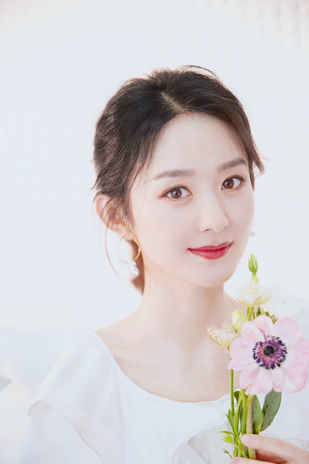 美女明星赵丽颖的图集