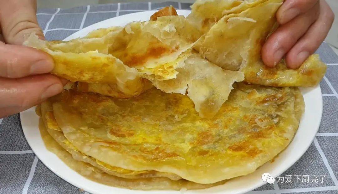 原创家常鸡蛋烙饼的做法锅里烙一烙解馋又好吃做一次天天不起早