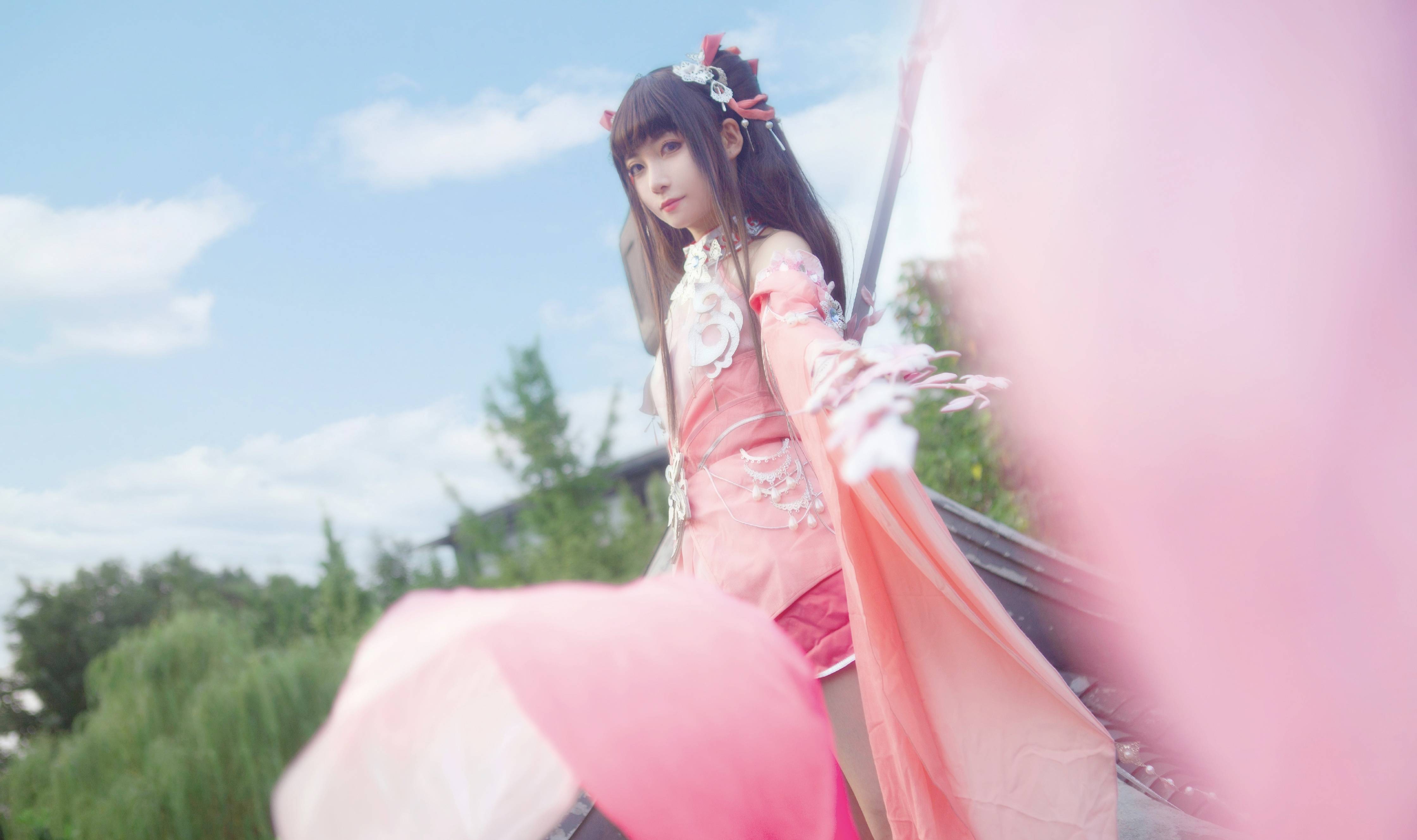 好了,今天的分享就这些请大家尊重coser,文明评论. 责任编辑