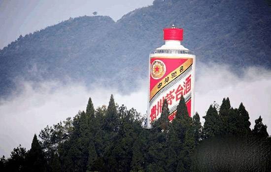 小小茅台镇酿造世界大奇迹