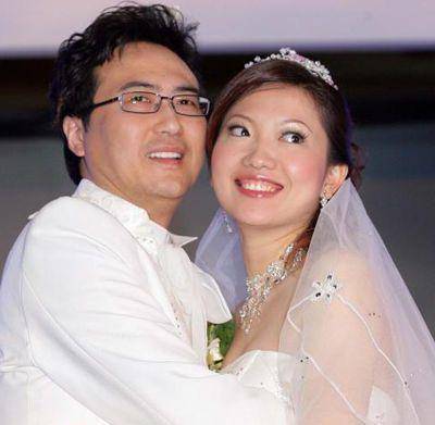 她曾经击败过大魔王却无奈转投新加坡,和男友分手被索要费用_李佳薇